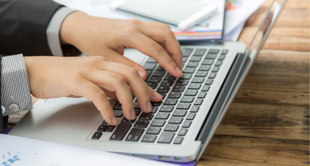 7 Keuntungan Menggunakan Jasa Buat Link Teks Online